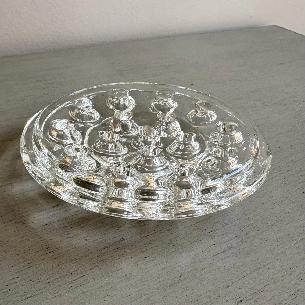 VTG Flower Frog Clear Glass Plant Holder 16 Holes 4.5